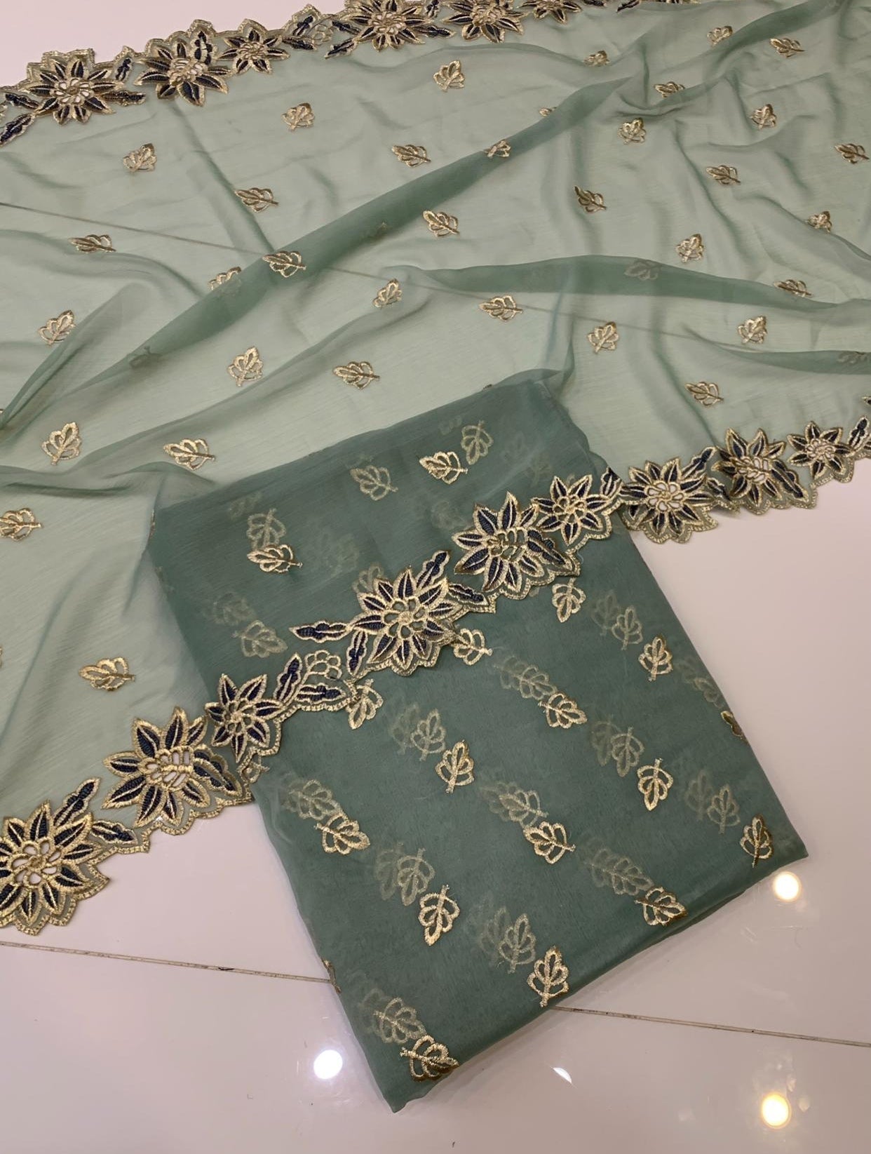 Embroidered Chiffon 3pc with Cutwork Dupatta