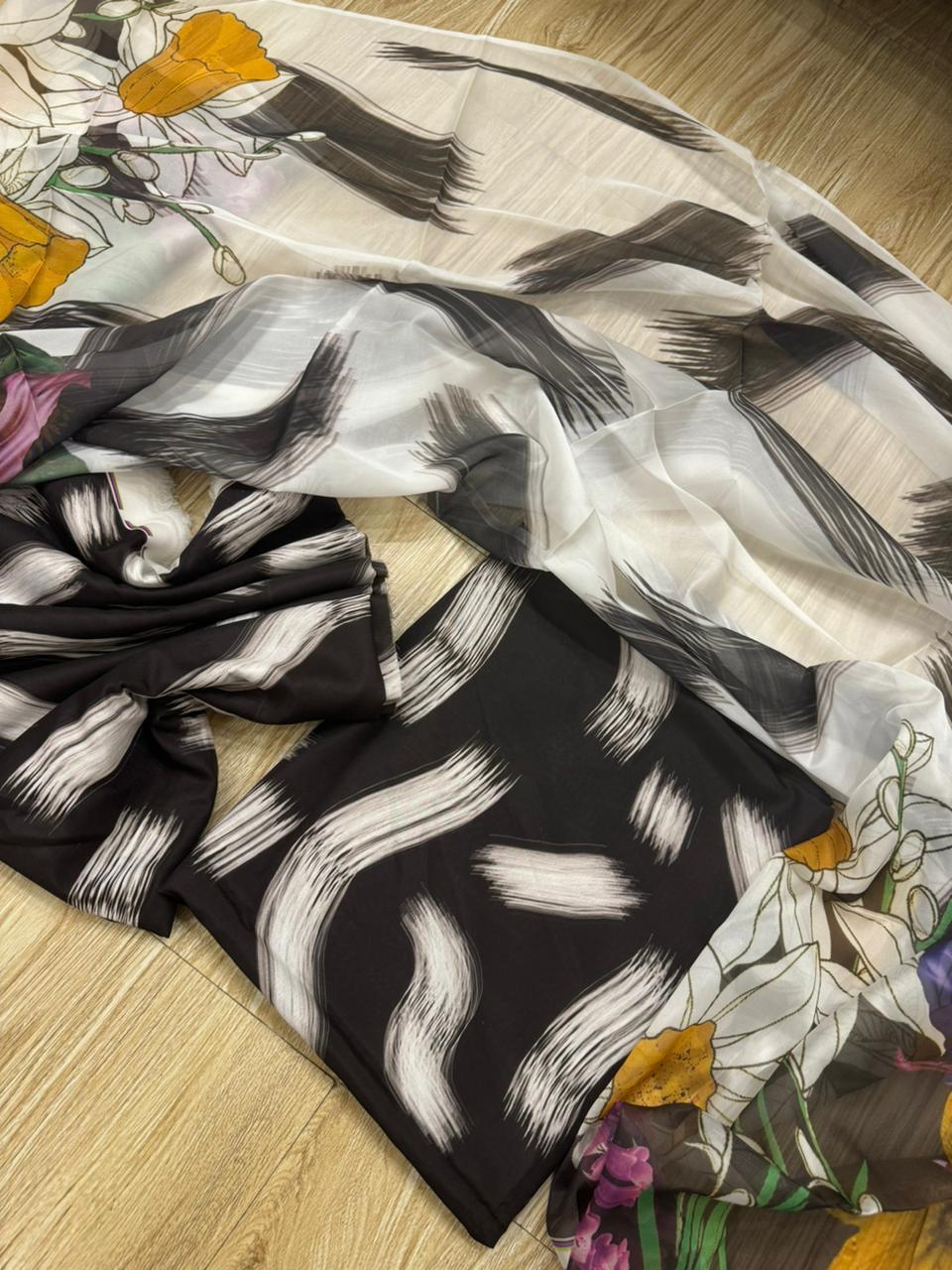 Digital Printed Swiss Lawn 3pc