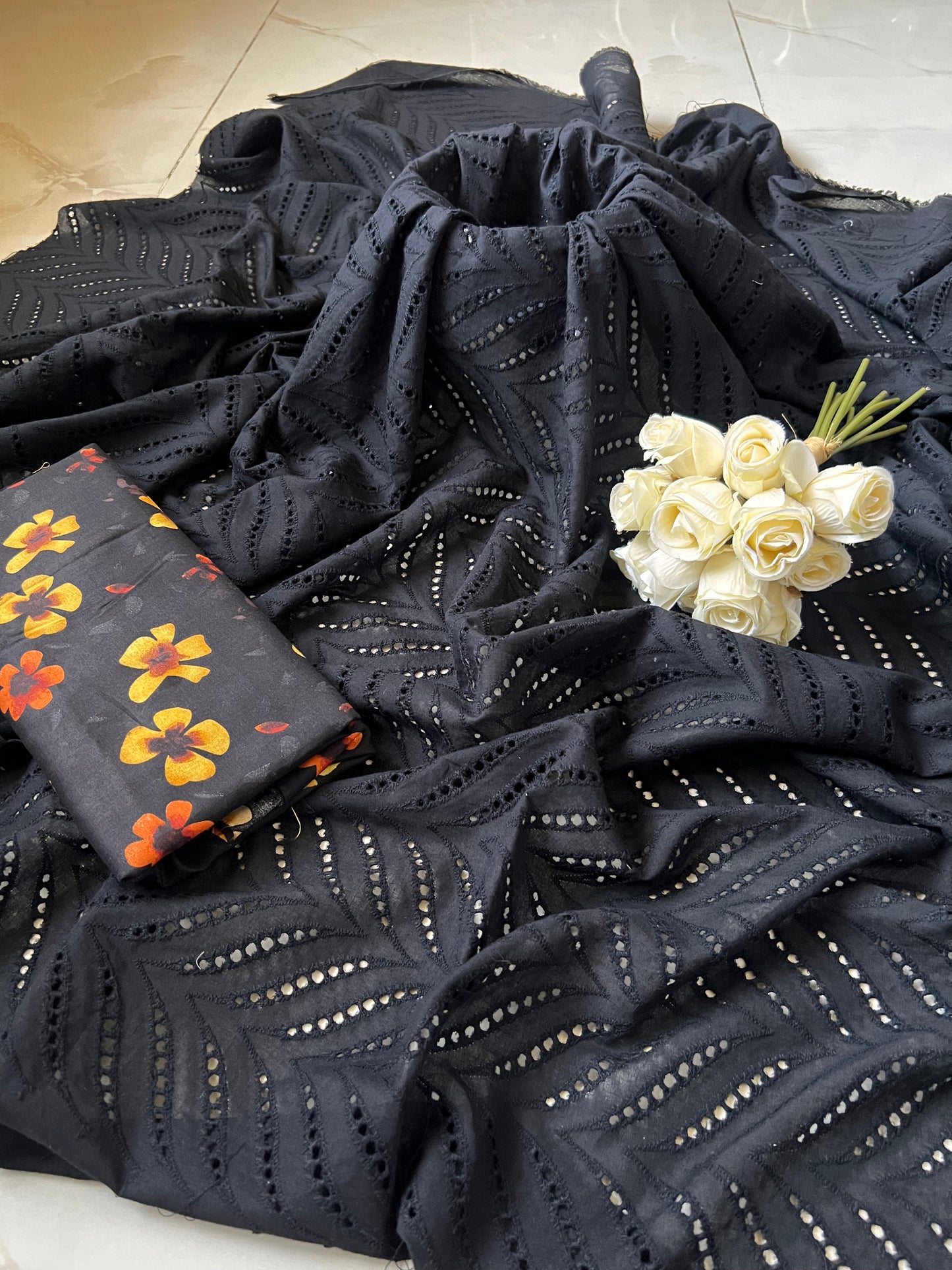 Chikankari Lawn 2pc Dress