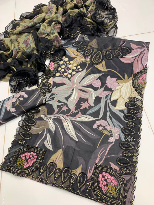 Embroidered Lawn 3pc