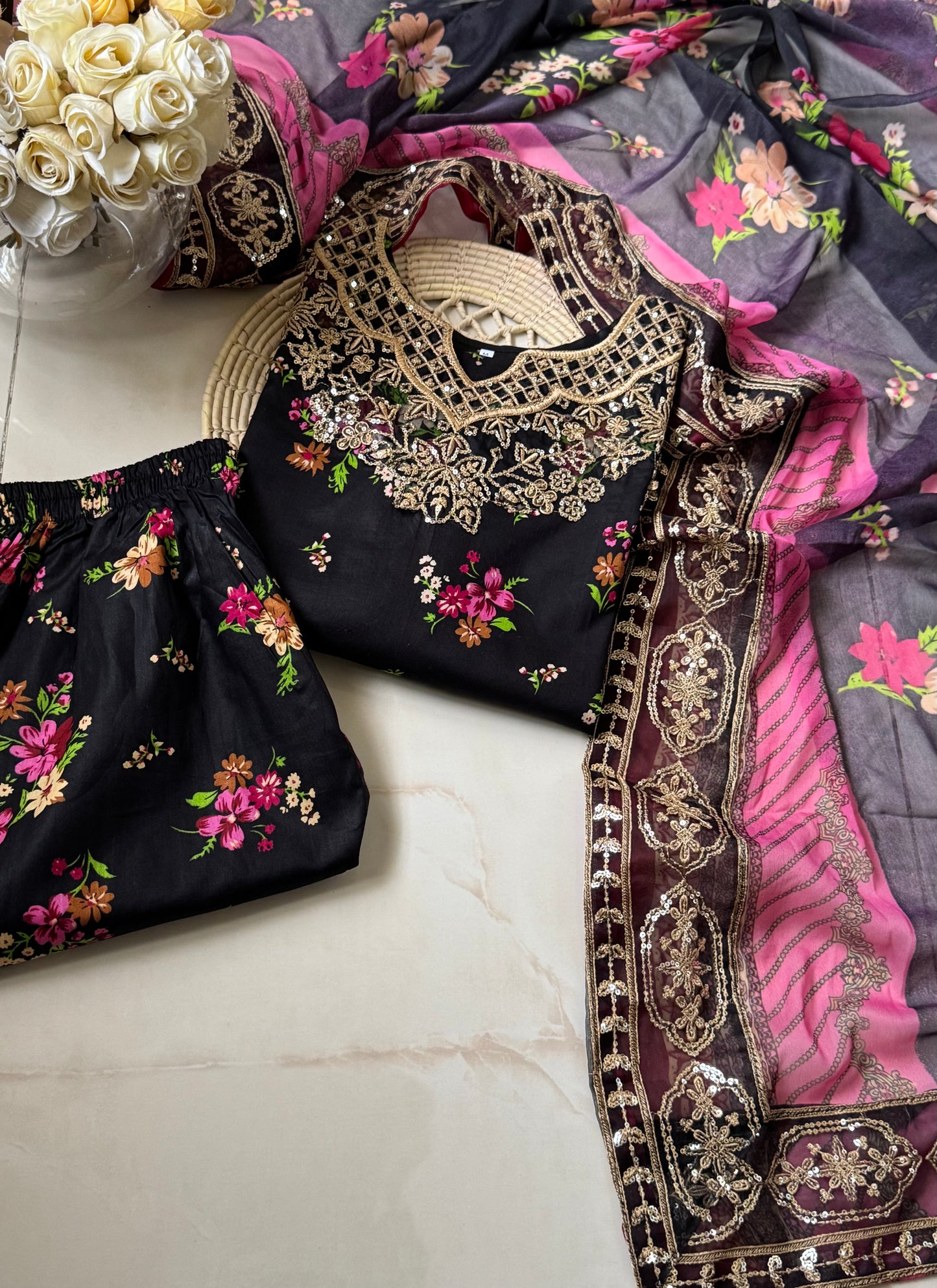 Ready-To-Wear Lawn 3pc Embroidered