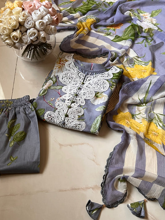 Ready-To-Wear Lawn 3pc Embroidered