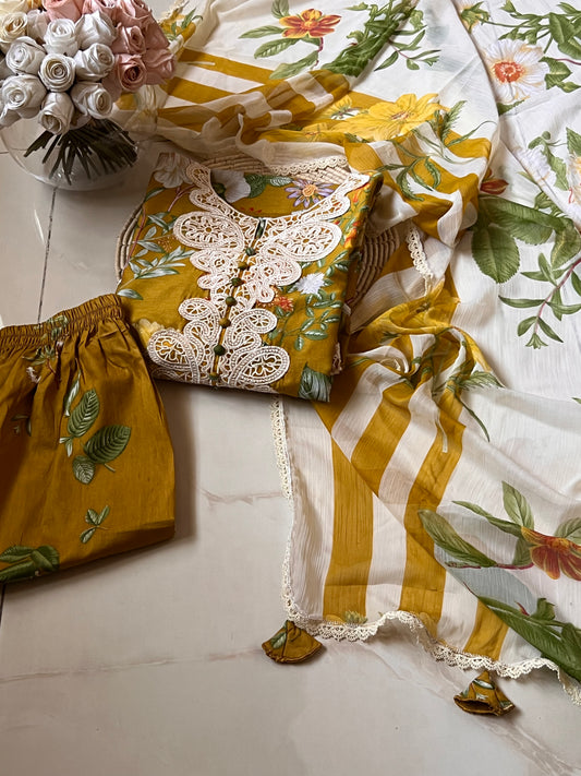 Ready-To-Wear Lawn 3pc Embroidered