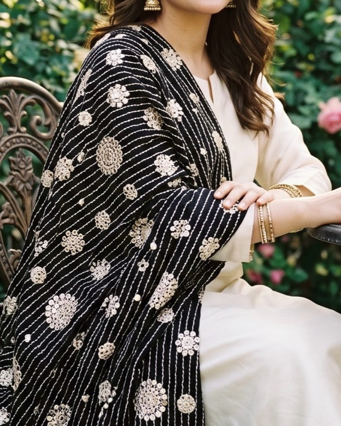 Fabricity Signature Luxury Winter Khaddar Shawl
