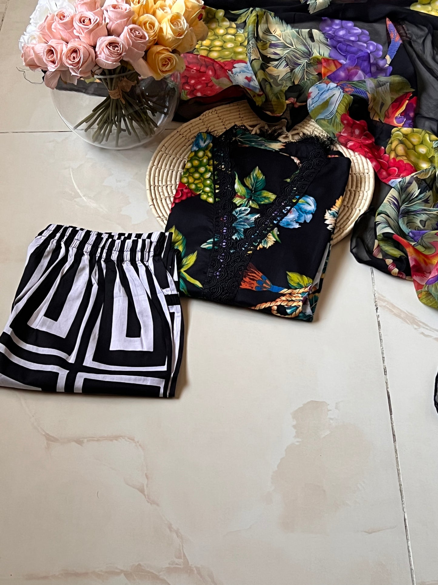 Ready-To-Wear Lawn 3pc Embroidered