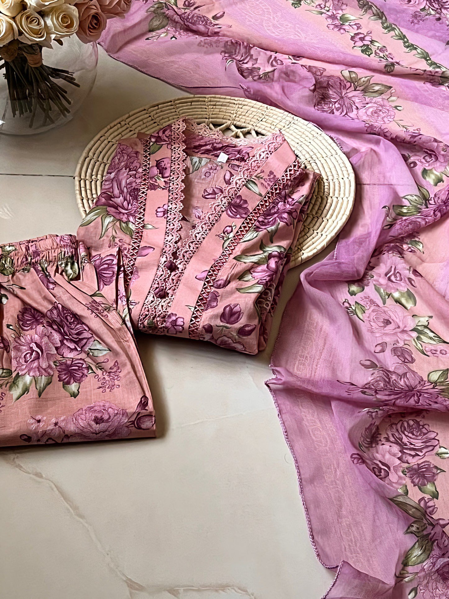 Ready-To-Wear Lawn 3pc Embroidered