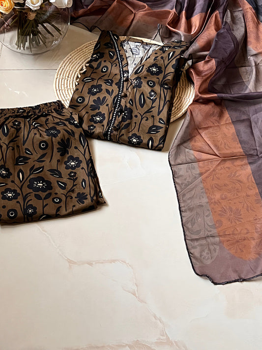 Ready-To-Wear Lawn 3pc Embroidered