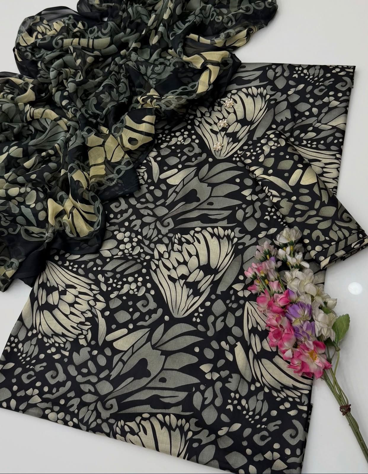 Digital Printed Swiss Lawn 3pc