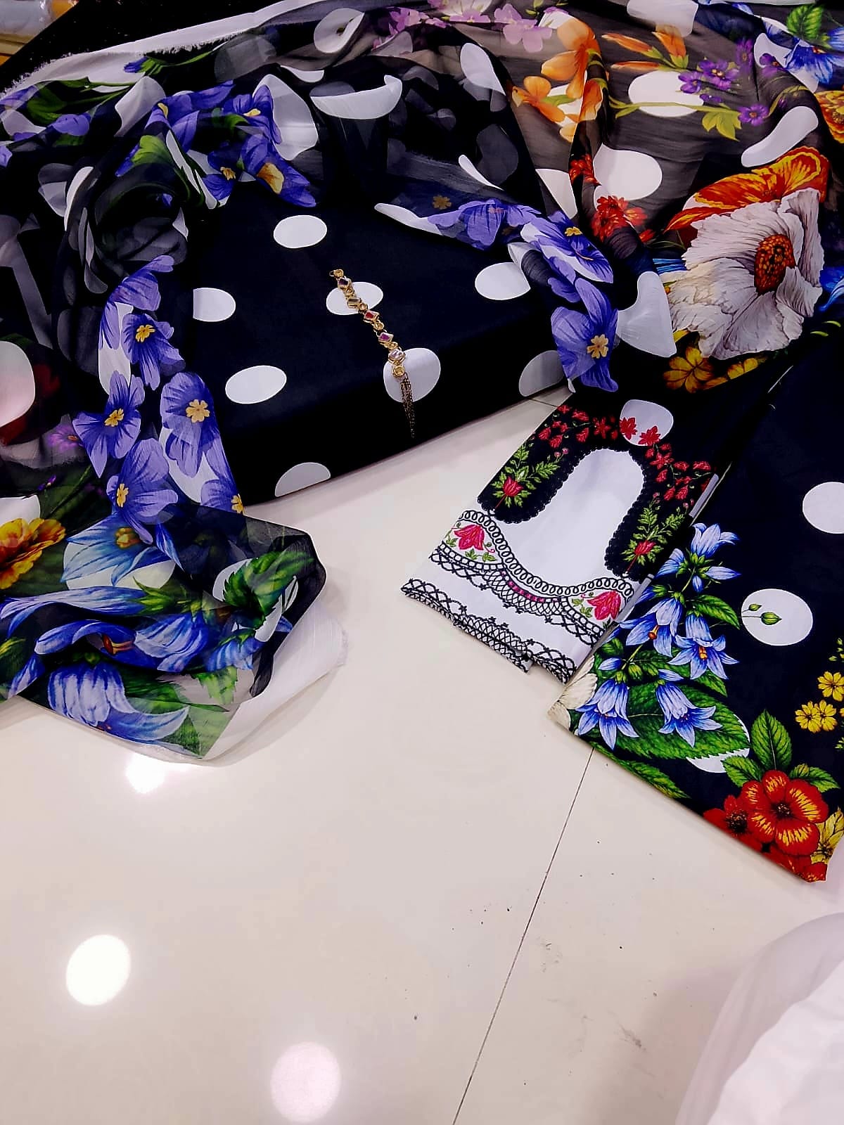 Digital Printed Swiss Lawn 3pc