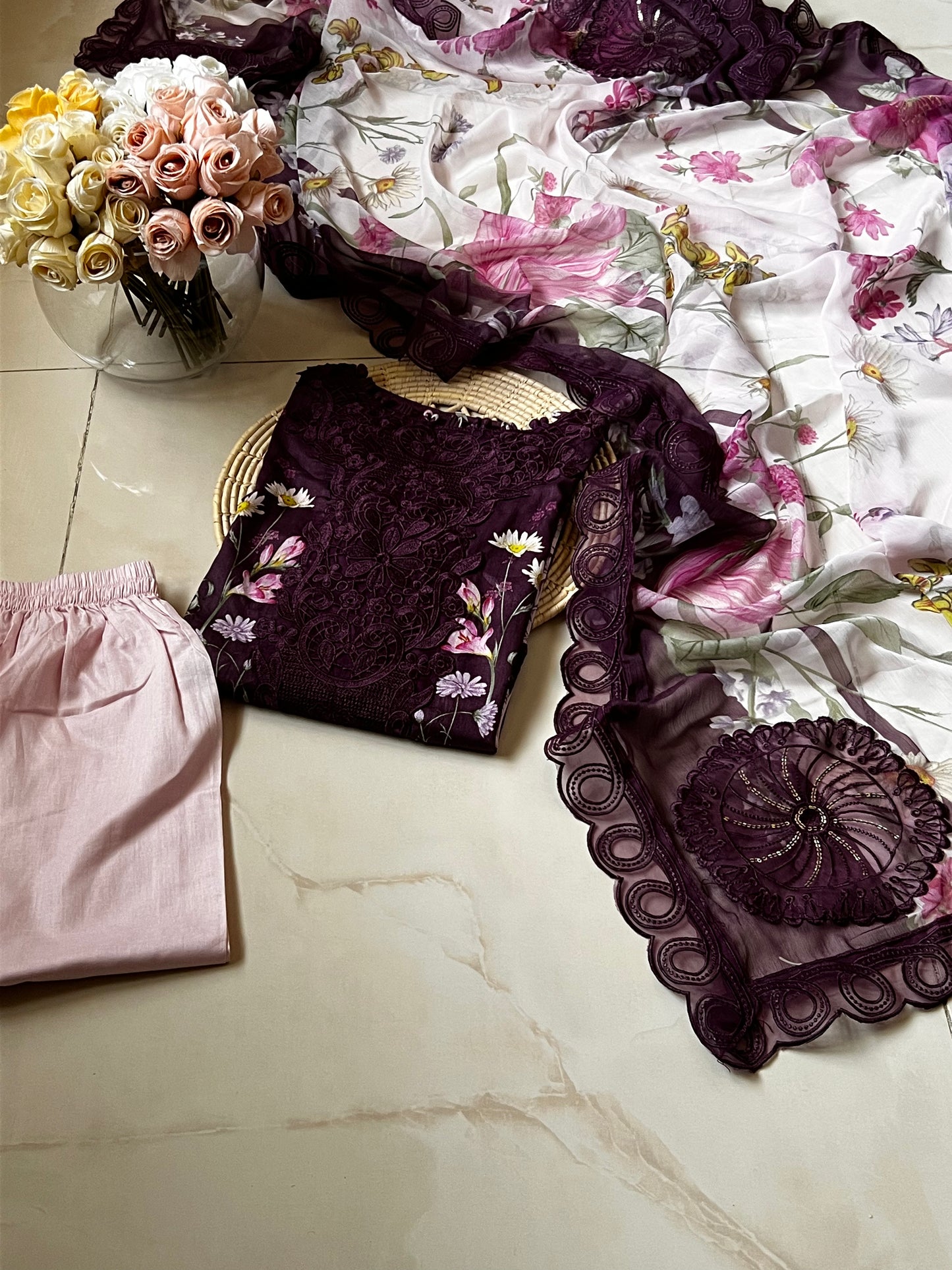 Ready-To-Wear Lawn 3pc Embroidered