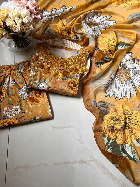 Ready-To-Wear Lawn 3pc Embroidered