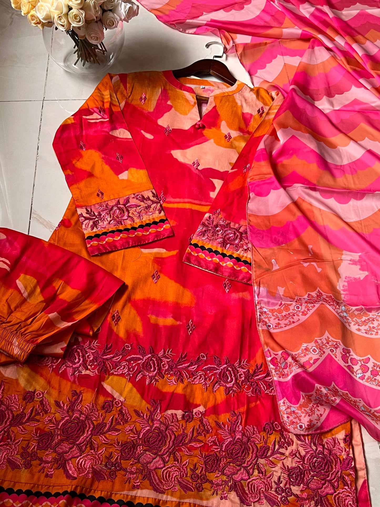 Ready-To-Wear Lawn 3pc Embroidered