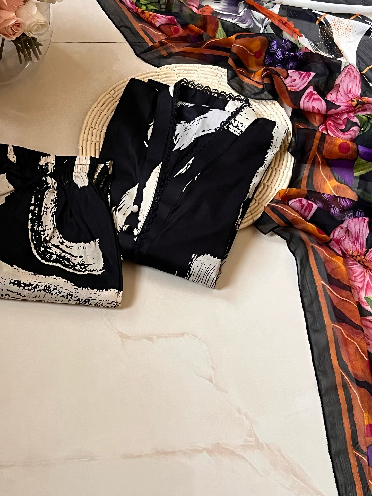 Ready-To-Wear Lawn 3pc Embroidered