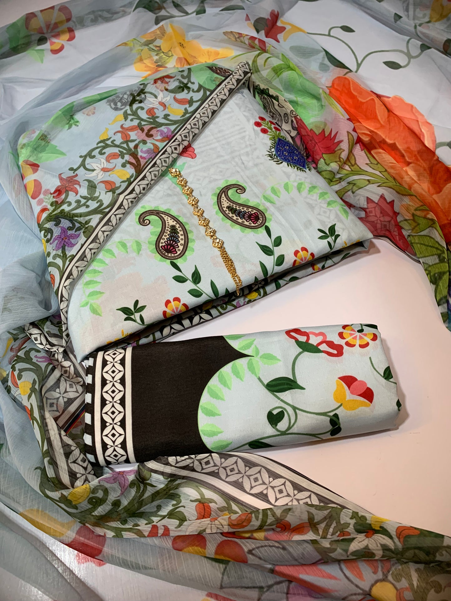 Digital Printed Swiss Lawn 3pc