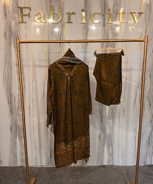 Ready-To-Wear Lawn 3pc Embroidered