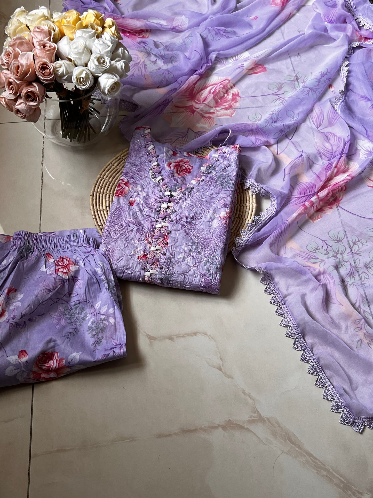 Ready-To-Wear Chikankari Lawn 3pc